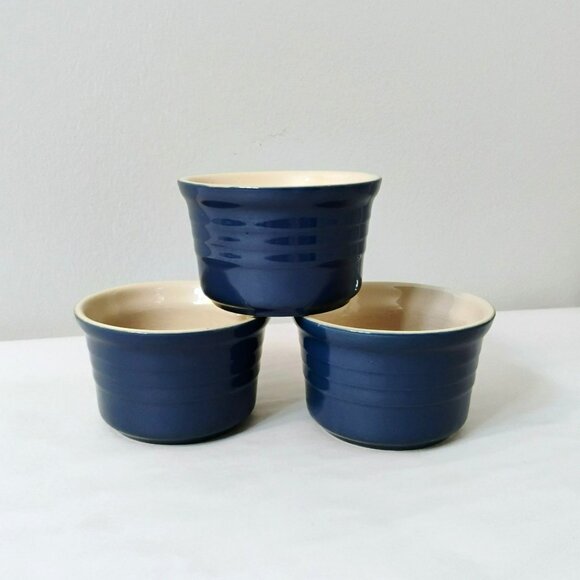 Le Creuset Indigo Ramekins, Set Of 3, Cobalt Blue Stoneware, Mini Casserole Pots - Picture 1 of 6